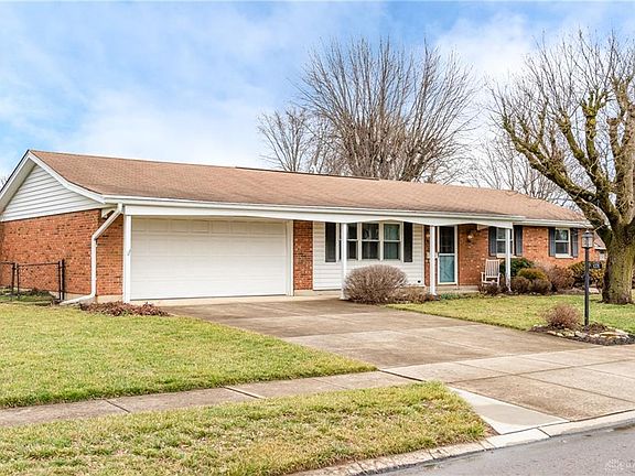 2nd image of 1371 Walnut Bend Ct