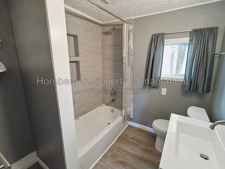 2702 W Boone Ave — Photo 7
