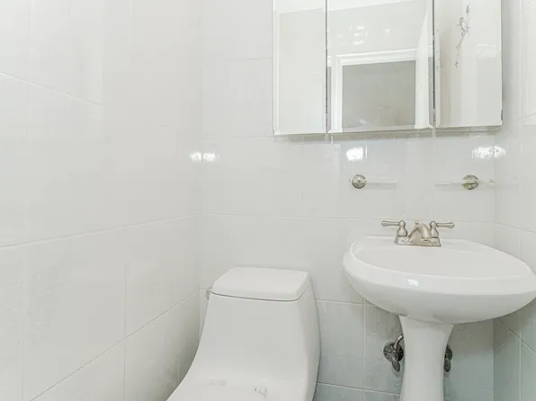 2483 West 16th Street image 22 of 25