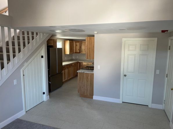 30 Main, Meredith, NH 03253