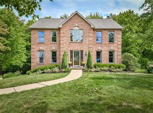 3046 White Pine Dr, Gibsonia, PA