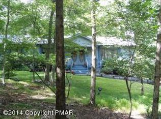 167 Blue Ridge Dr, Canadensis, PA 18325