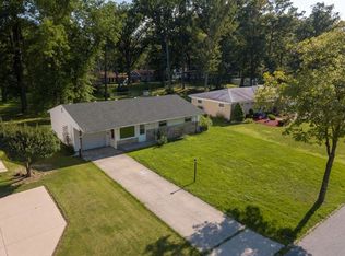 2724 Schaper Dr, Fort Wayne, IN 46806