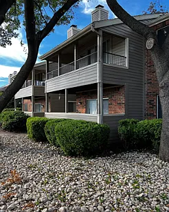 Wood Meadow Apartment — Photo 4
