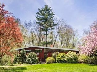 6 Rogers Rd, Lexington, MA 02420