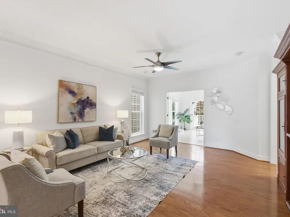 8932 Pink Carnation Ct, Lorton, VA 22079