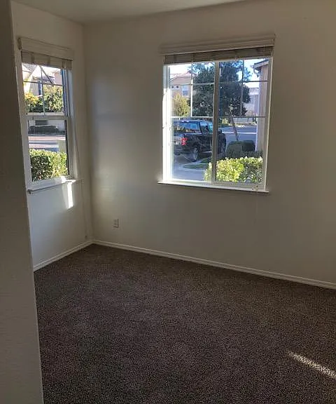 3840 Trenton Ln — Photo 9