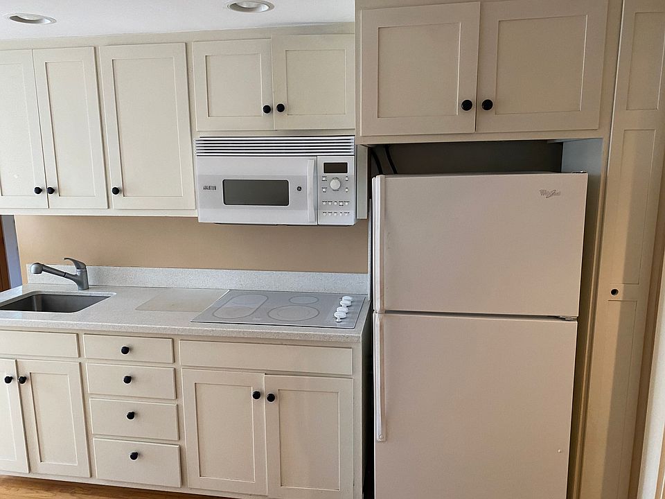2nd image of 36 Crystal Spring Ave