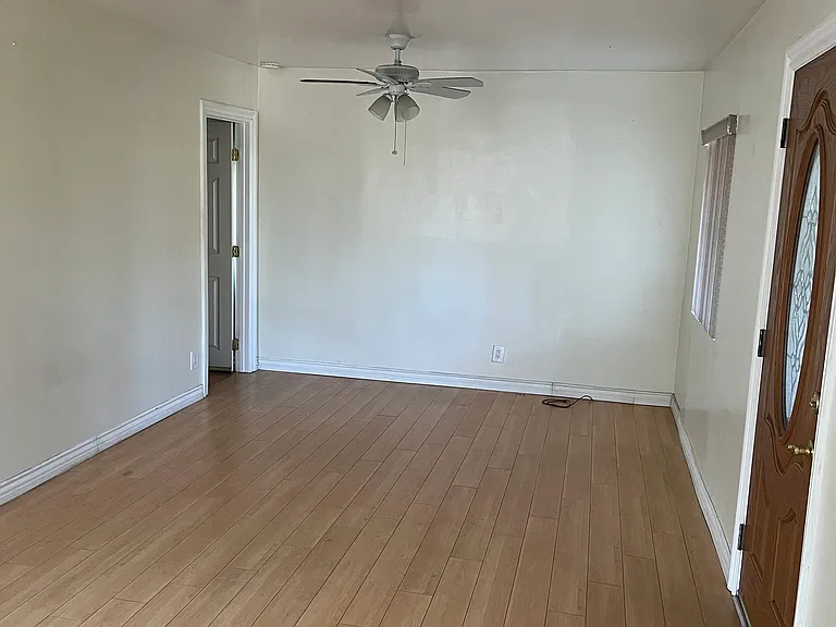 2800 S Mansfield Ave — Photo 20