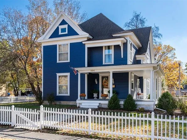 324 W 4th Ave, Garnett, KS 66032