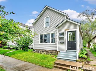 1219 Quarry Ave NW, Grand Rapids, MI 49504