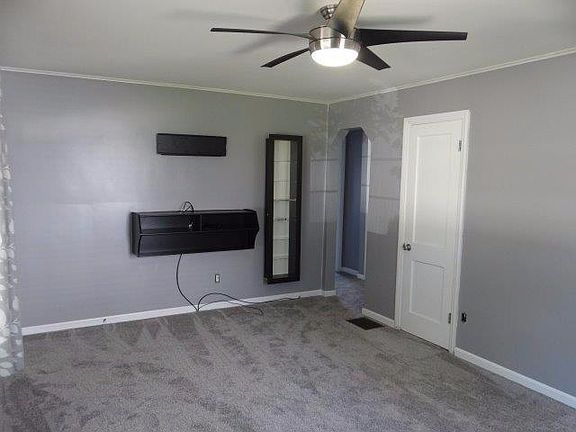 4th image of 107 Keith Ave
