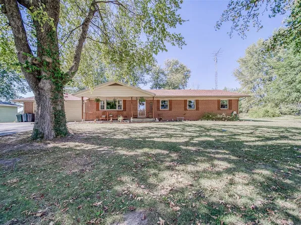403 N Louise Ave, Saint James, MO 65559