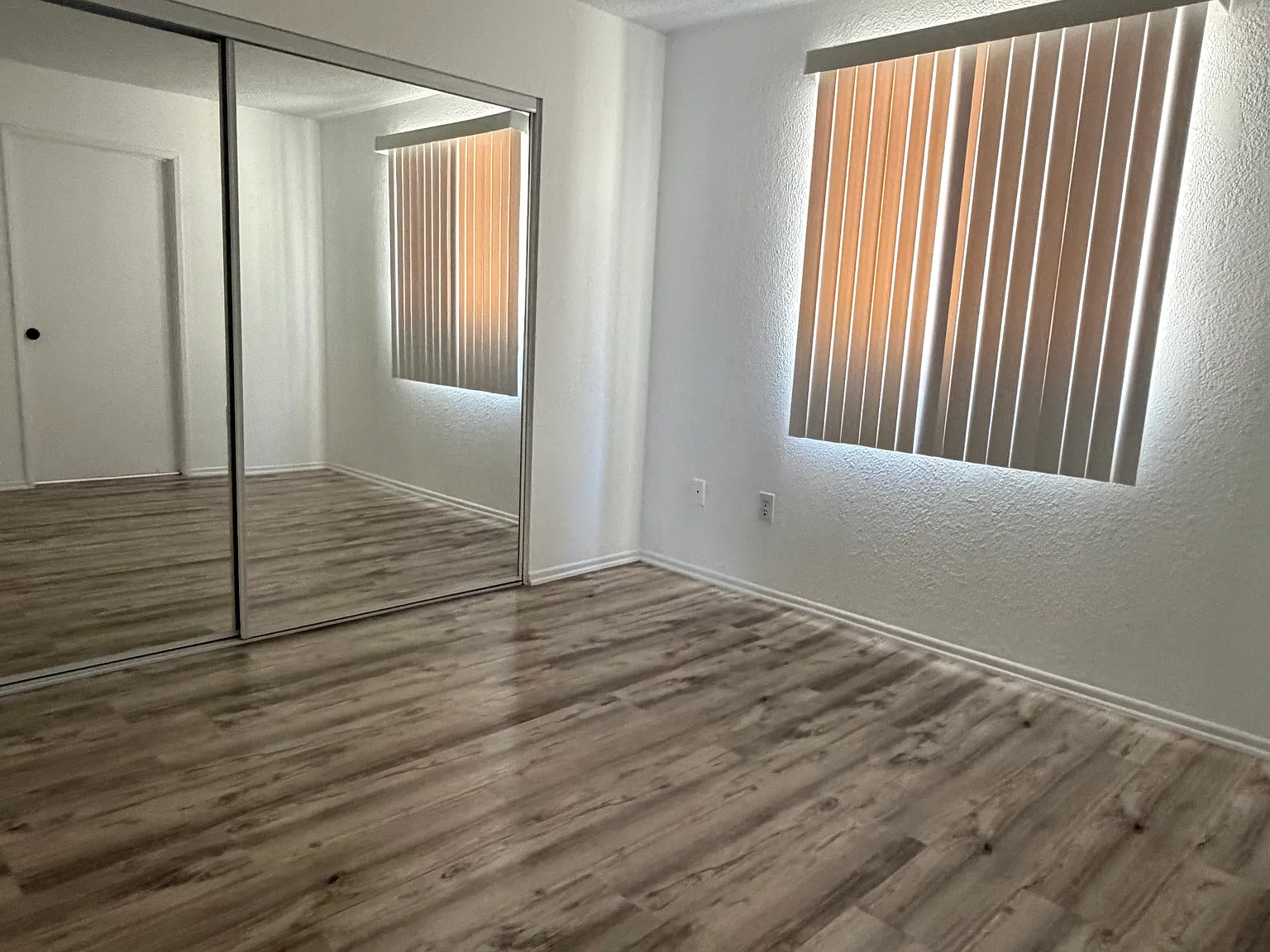 2 bed, 750 sqft, $2,495 — Photo 3