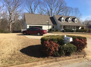 3684 Maple Forge Ln, Gainesville, GA 30504