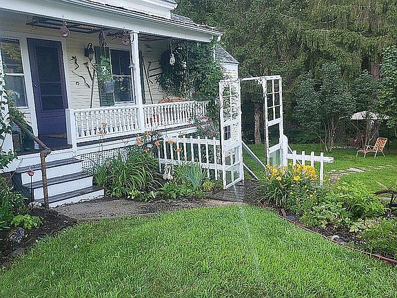 Main Entrance Upper Level
