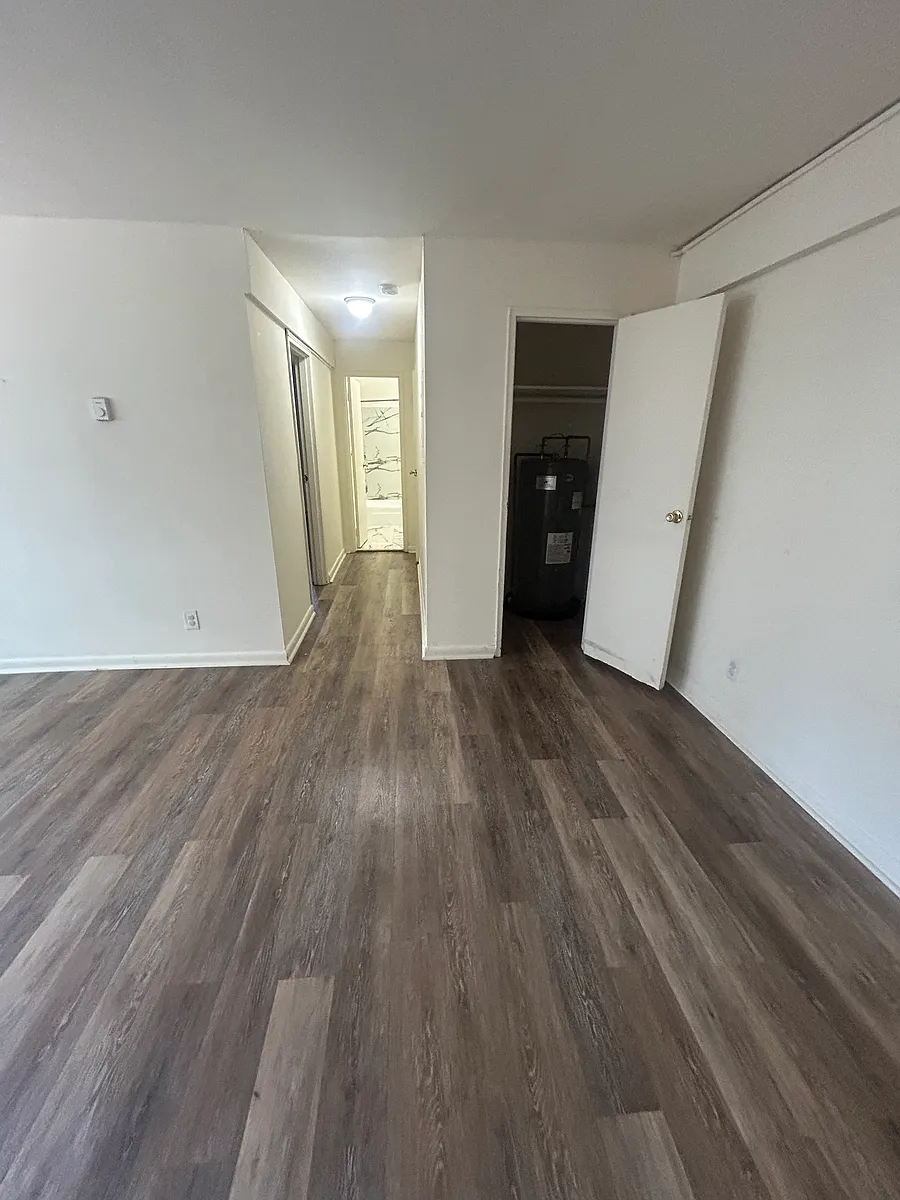 Building Photo - 153 Clinton Pl #2A