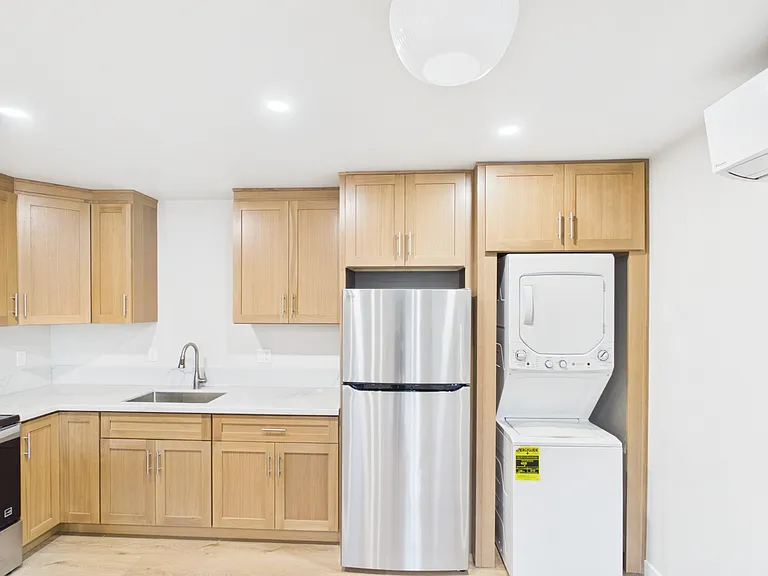 4630 Altadena Ave — Photo 3