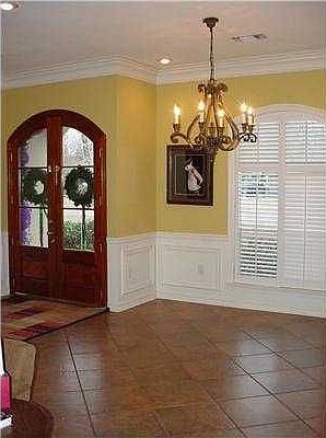 5th image of 318 Forest Brook Blvd