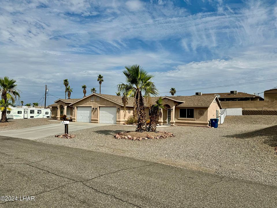 2nd image of 3293 Tolteca Dr
