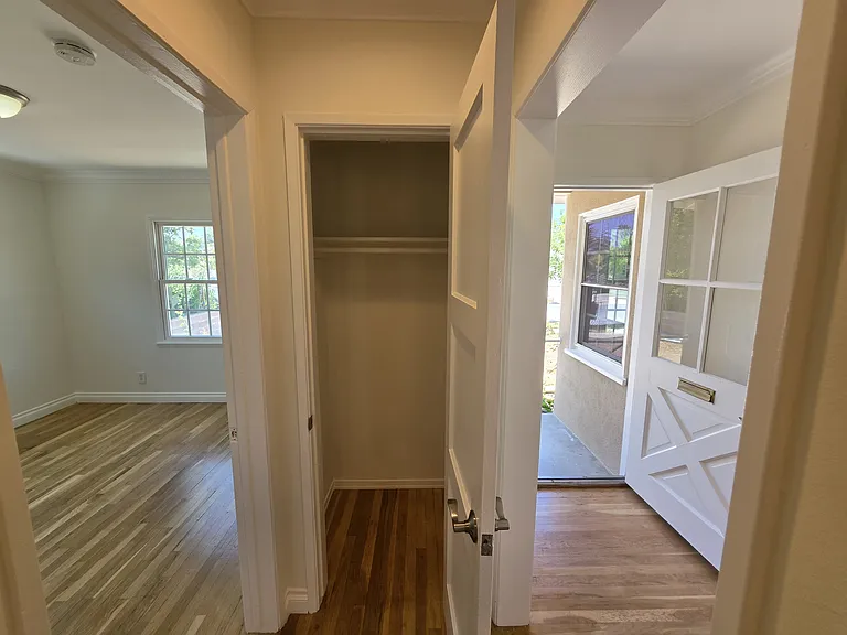 20758 Stephanie Dr — Photo 17
