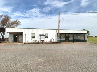 11781 N 1970th Rd, Elk City, OK 73644