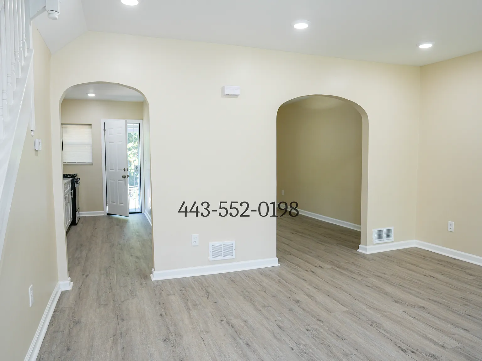 3 bed, 1.5 bath, 1250 sqft, $2,200 — Photo 3