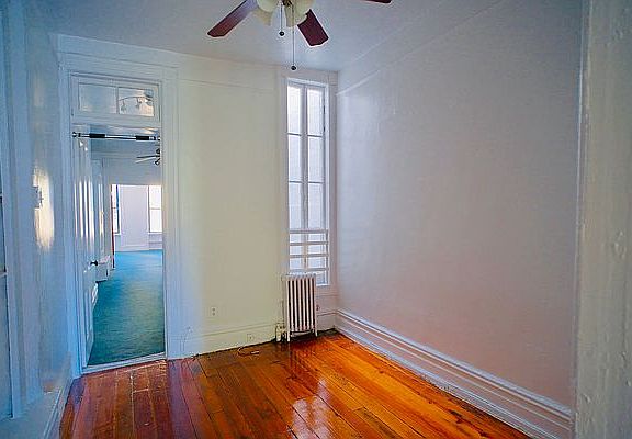 3rd image of 308 E 94th St #5B