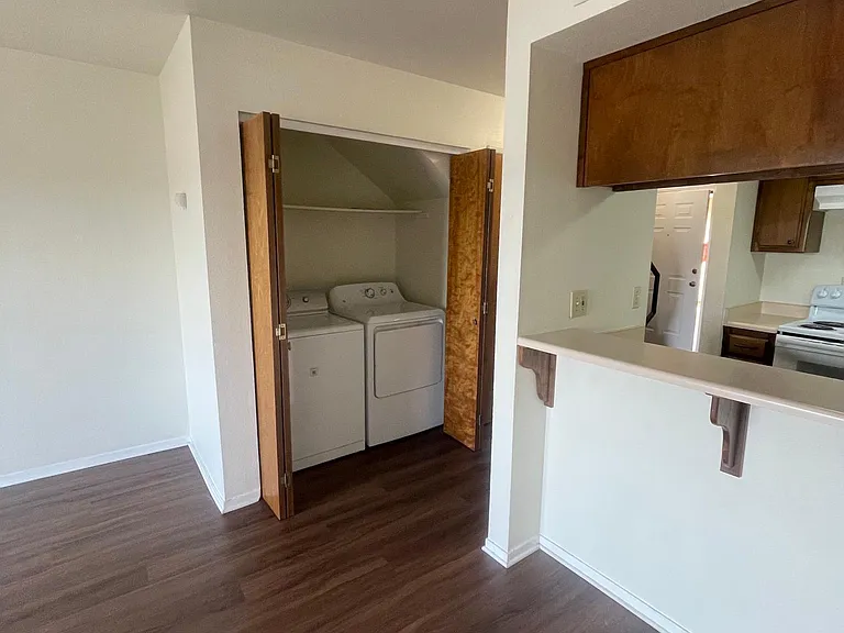 820 Mission Sierra Ct #D — Photo 10