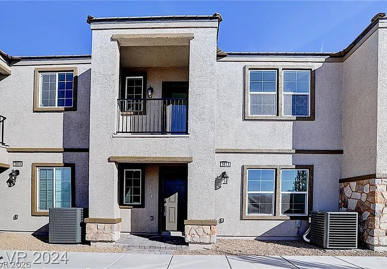 5613 Steampunk St — Photo 1