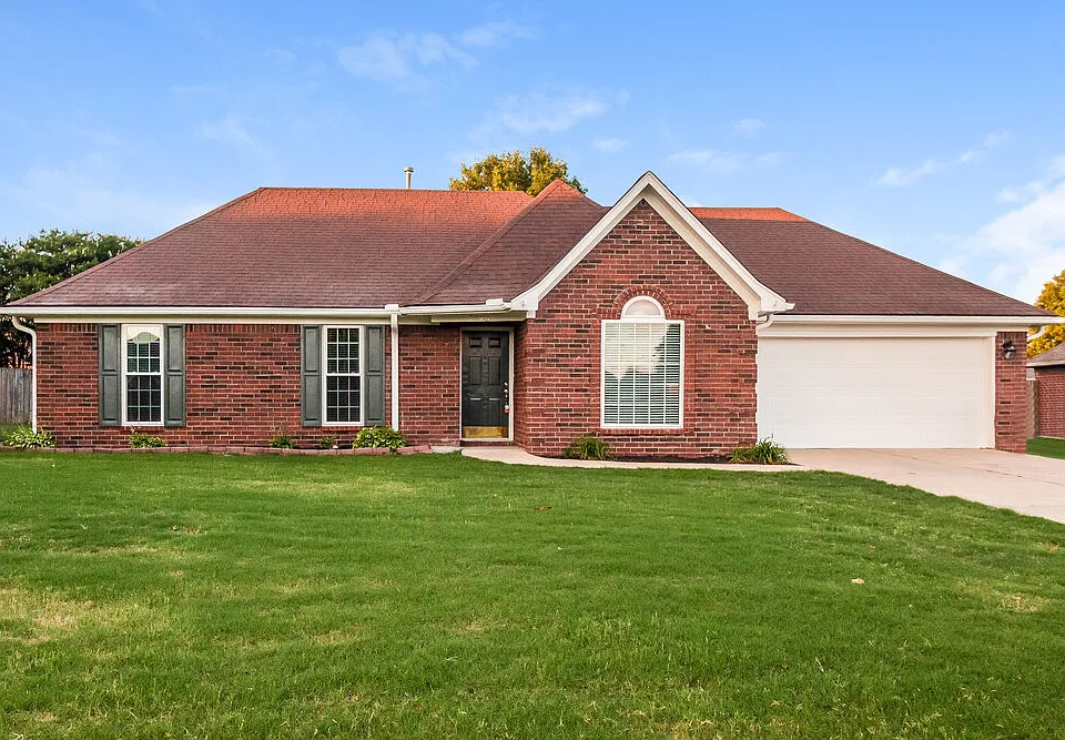 7746 Annesdale Dr