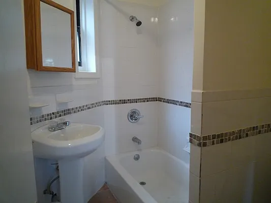 Rented by Urban Ambiance | media 12