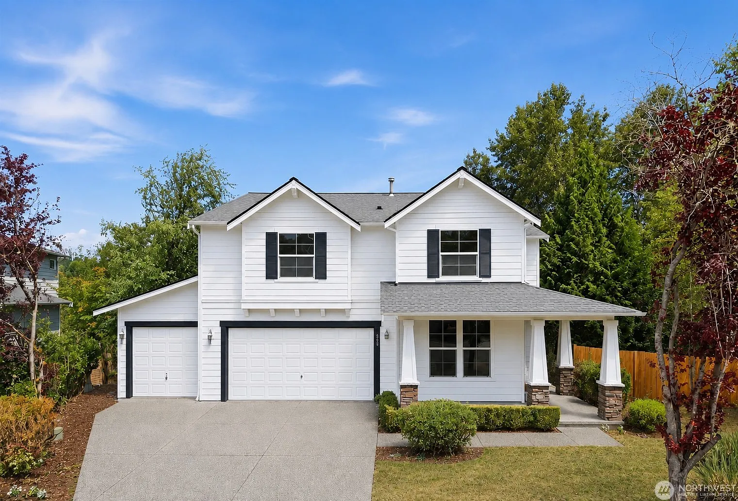 4 bed, 2.5 bath, 2990 sqft, $4,850 — Photo 1