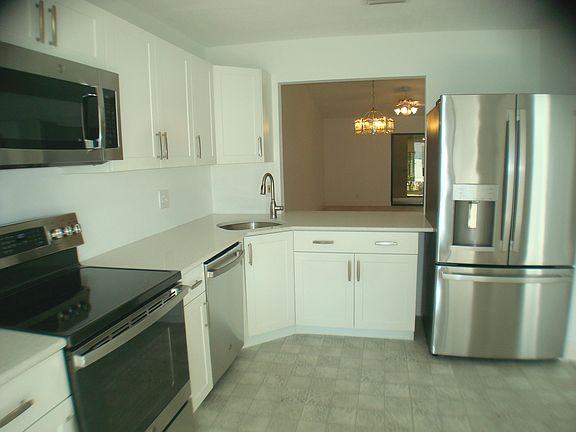 4th image of 2640 Gately Dr W APT 205