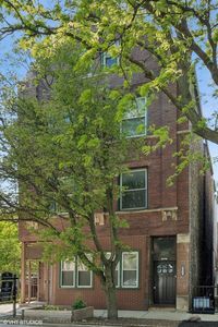 2328 N Oakley Ave APT 2E, Chicago, IL, 60647