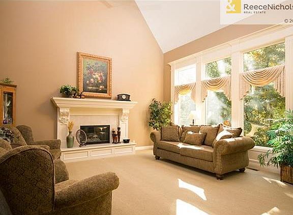 Gorgeous formal living area, large with lots of light.