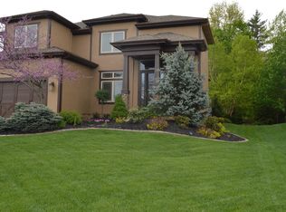 10509 W 169th St, Overland Park, KS 66221