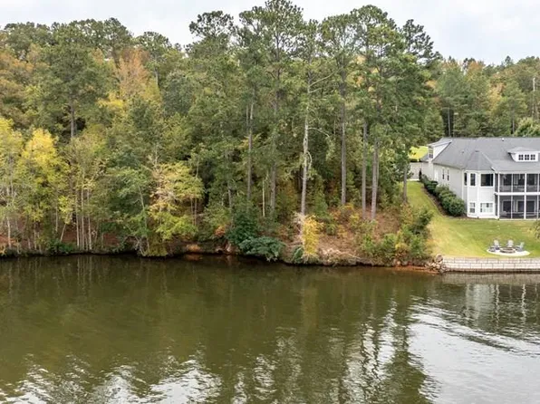 137 Spyglass Dr, Greenwood, SC 29649