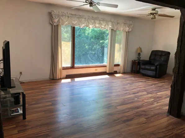 N50W34386 Road P, Okauchee, WI 53069