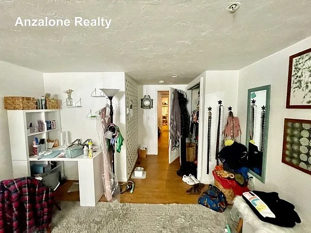 17 Thacher St #2 — Photo 21
