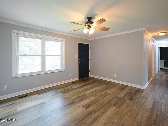 4th image of 5408 Malmsbury Rd