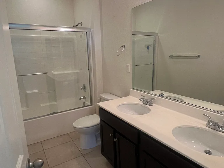 155 W Ladd Dr — Photo 32