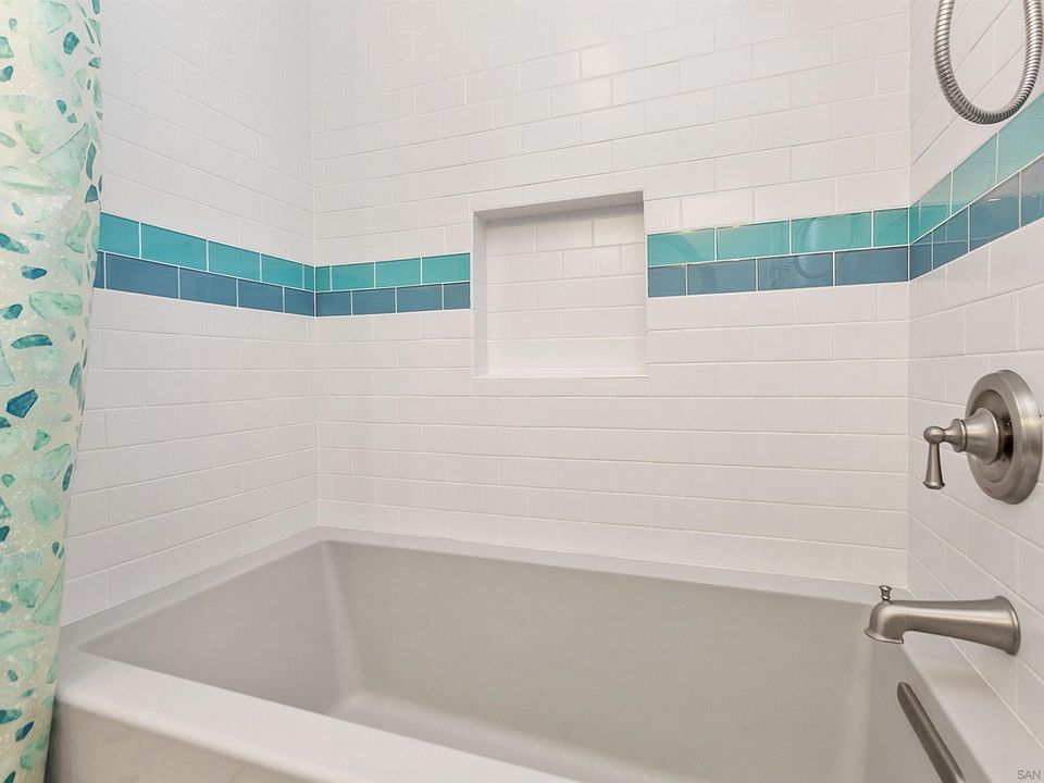 1st image of 6333 La Jolla Blvd Unit 281