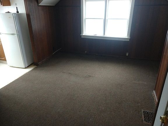 2nd image of 529 Burnet Ave
