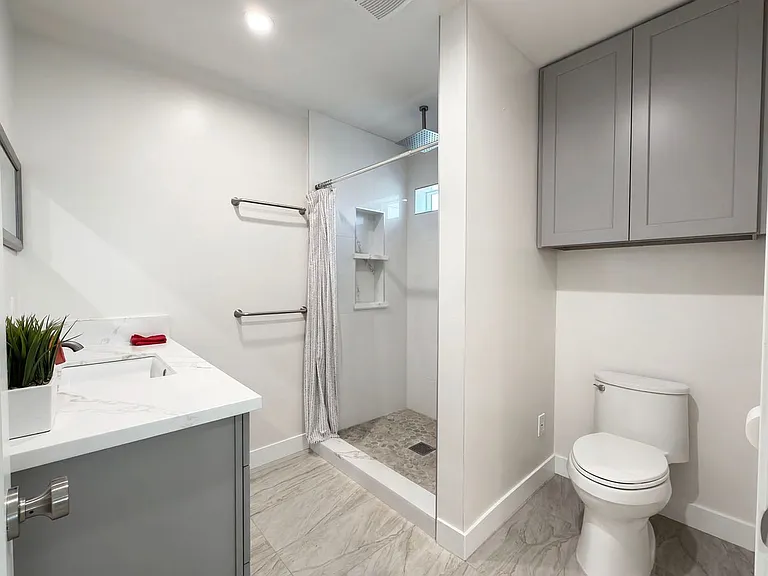 5827 Eastbrook Ave — Photo 9