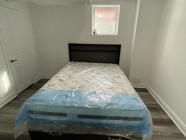 83 Commodore Dr #1 — Photo 5