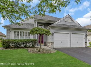 3 Gascony Cir, Manchester, NJ 08759