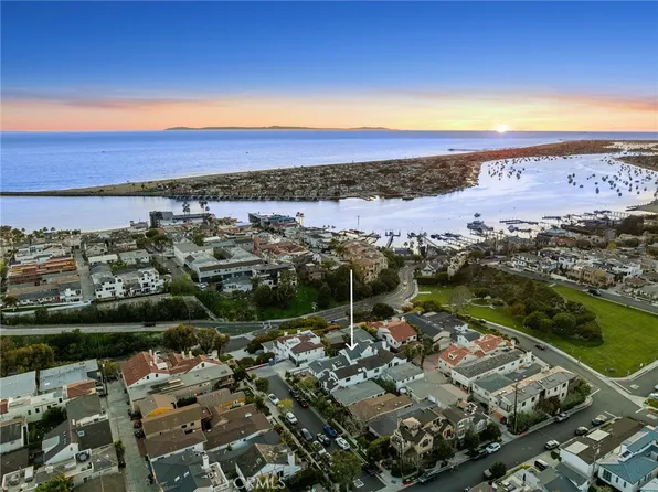 409 Dahlia Ave, Corona Del Mar, CA 92625