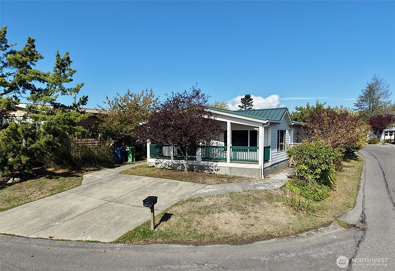 2nd image of 2602 View Place