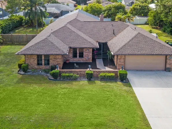 844 SE Kendall Avenue, Port St Lucie, FL 34983